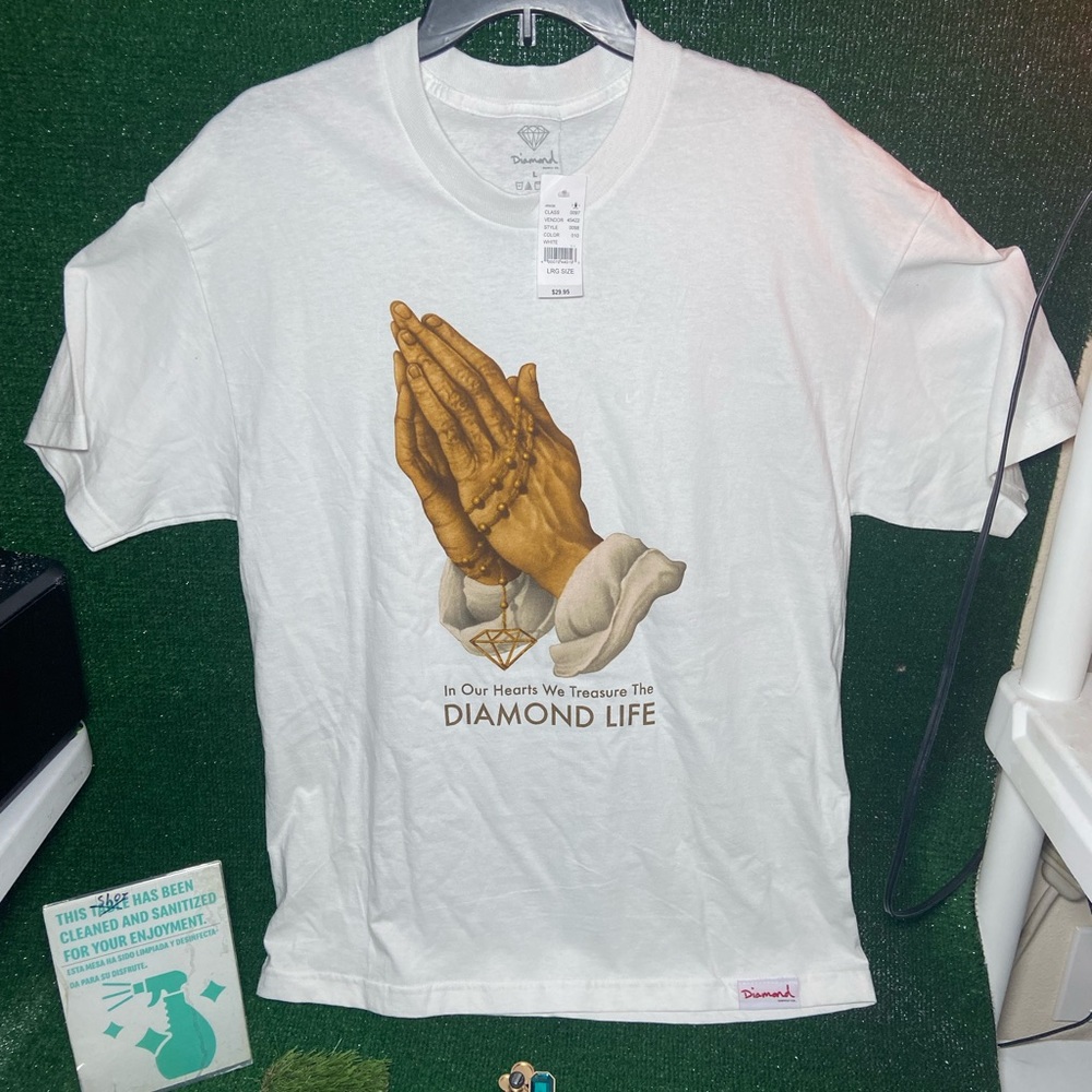 Diamond tee shirt size Large still has tags on new